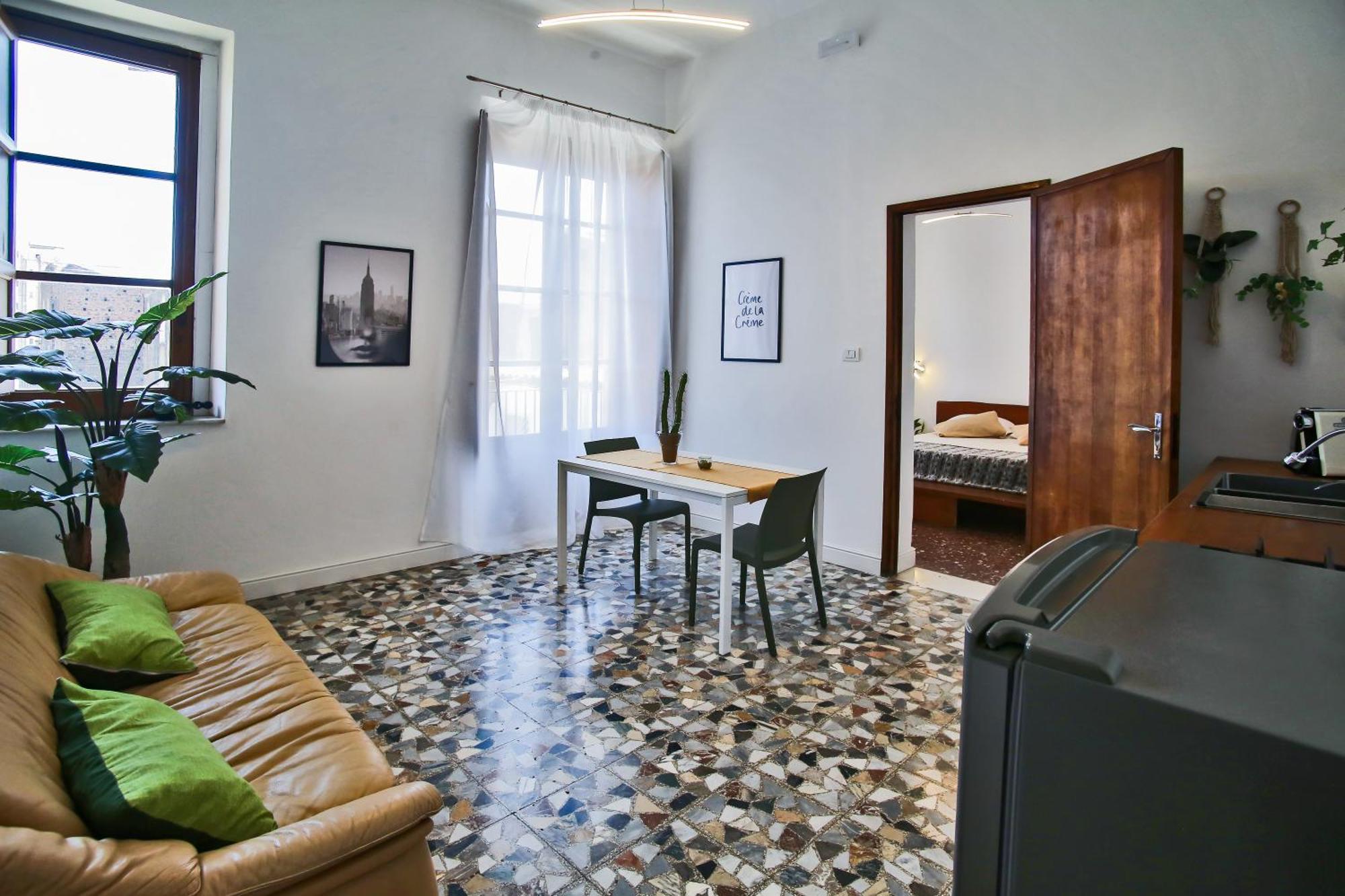 Tiritu Apartments Catania Exteriör bild